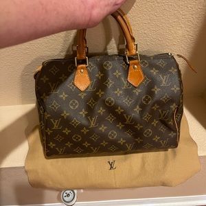 Authentic Louis Vuitton Speedy 30 from 2004.